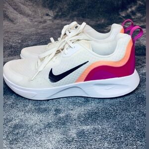 Nike Women’s 7.5 Sneaker